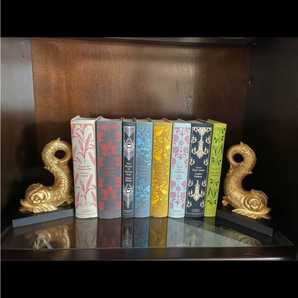 Metropolitan Museum of Art Bookends - Picture 2 of 3